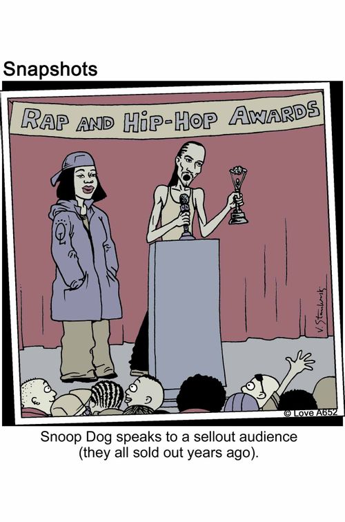 Snoop Dog speak to a sellout audience (they all sold out years ago).