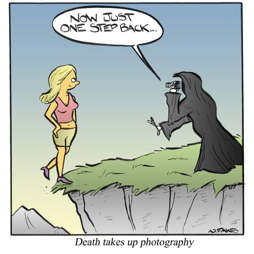 Death takes up photography