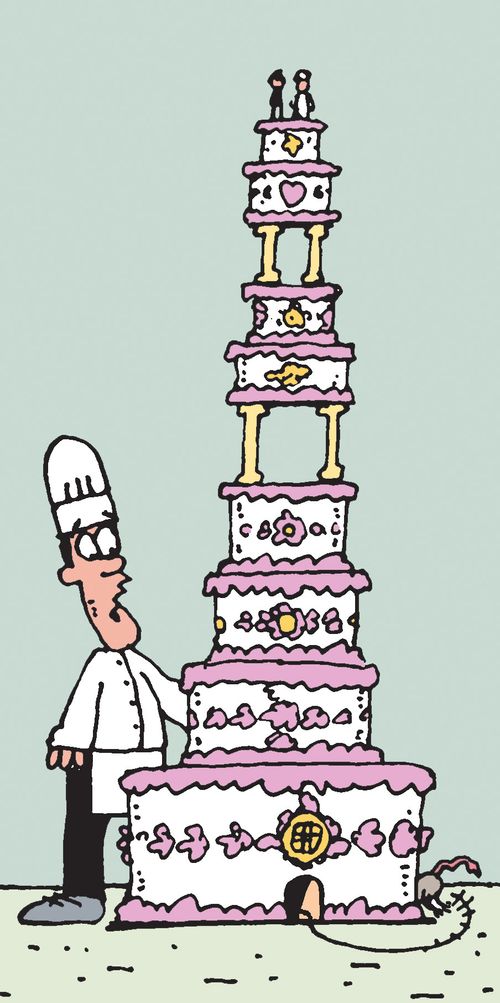 Mouse living in a wedding cake.