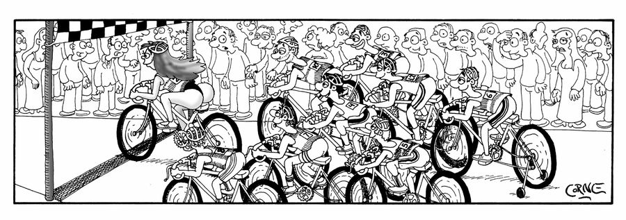 STRIP Woman cyclists wins race