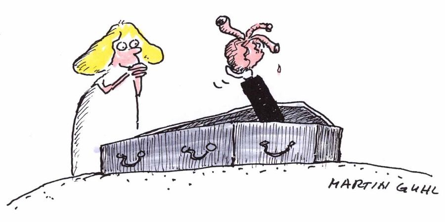 Dead body in coffin offers his heart for donation to the delight of a woman
