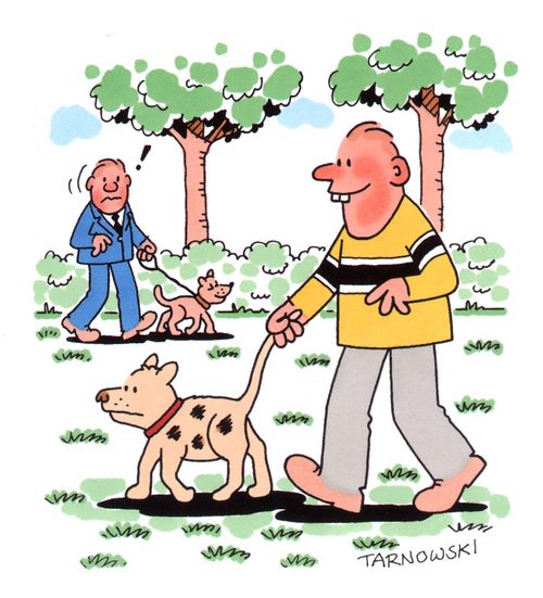 Using dog's tail as its lead.