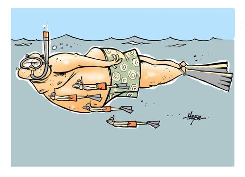 Small snorklers following large snorkler.