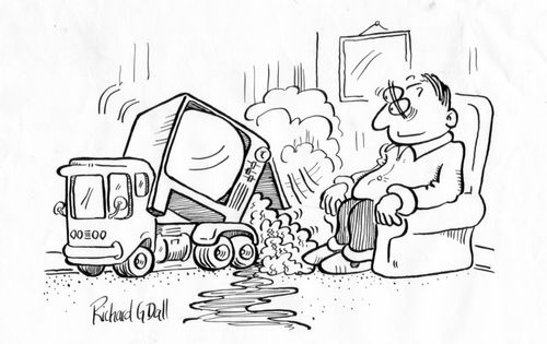 TV dump truck