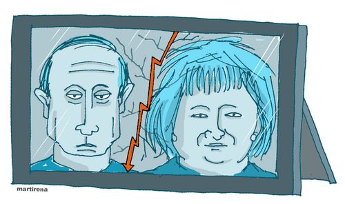 Vladimir and Lyudmila Putin get a divorce.
