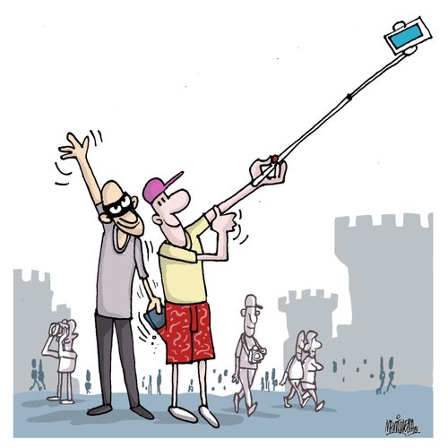 Harassment and robbery of tourists