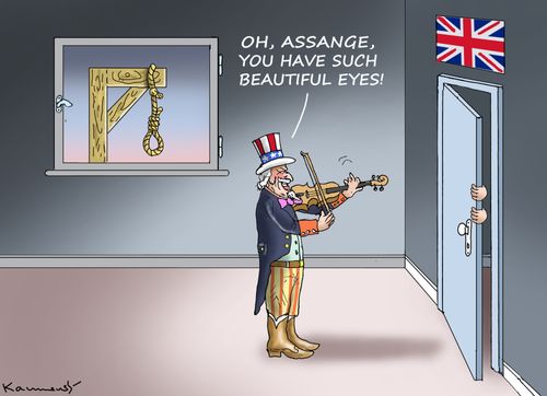 "Oh, Assange, you have such beautiful eyes!"
