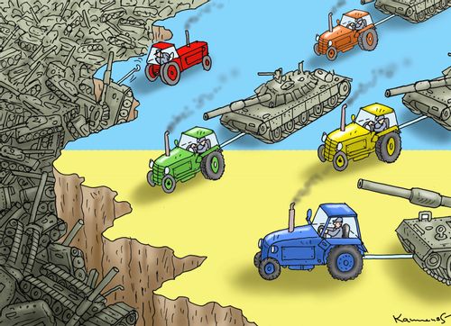 Ukrainian Tractors Pull Russian Tanks 