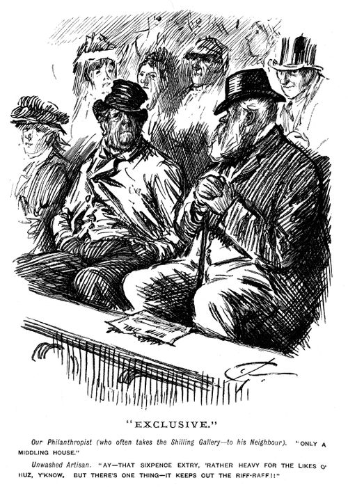 Two men discussing the attendance to the gallery